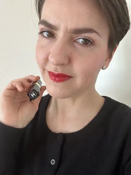 chanel rouge coco carmen review